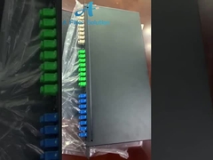 Cadre de distribution optique des ports hybrides