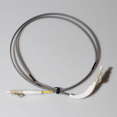 La correction duplex de fibre multimode de Sc UPC attachent la couleur jaune botte d'angle de 90 degrés