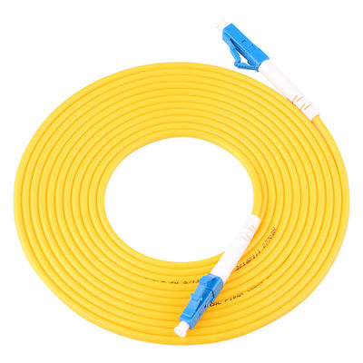 Câble équipé de fibre de G652D, corde de correction optique de fibre du SM UPC RPA pour le réseau de CATV
