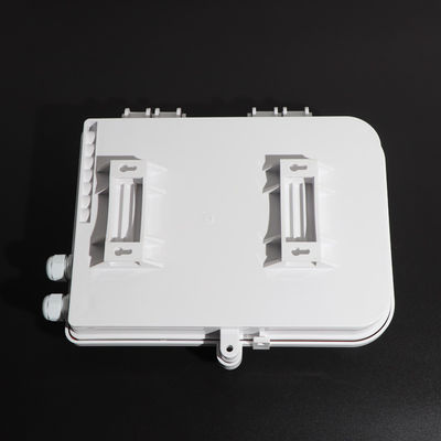 La boîte de distribution de noyau de FTTH 16, la boîte d'épissurage optique en plastique de fibre IP66 imperméabilisent