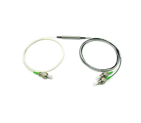 L'isolant optique EDFA/CATV de fibre a employé l'isolement élevé de bande large 3 ports 1x2 40 0,35 DBs (0,10 maximum de 0,5) 1310 ou 1550 DB du nanomètre