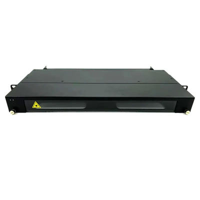 Tableau de connexions noir de MPO, MPO dans la cassette de LC avec 12 noyaux 24 noyaux