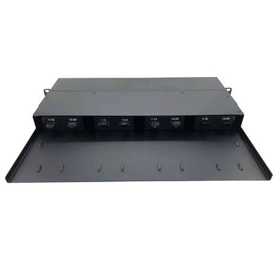 Tableau de connexions noir de MPO, MPO dans la cassette de LC avec 12 noyaux 24 noyaux