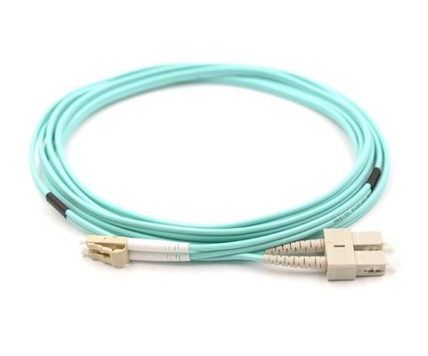 OM3 Assemblage de câbles à fibre optique Jumpers ou patchcords à fibre optique 5,0 mm