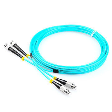 Estimation optique de flamme du câble équipé de fibre du connecteur 3m de Sc de St de LC IEC60332-1